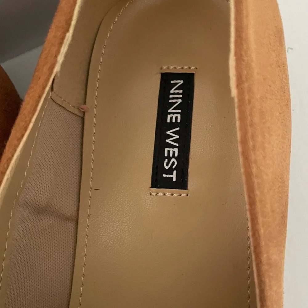 Woman’s Nine West loafers size 10M - Picture 3 of 6